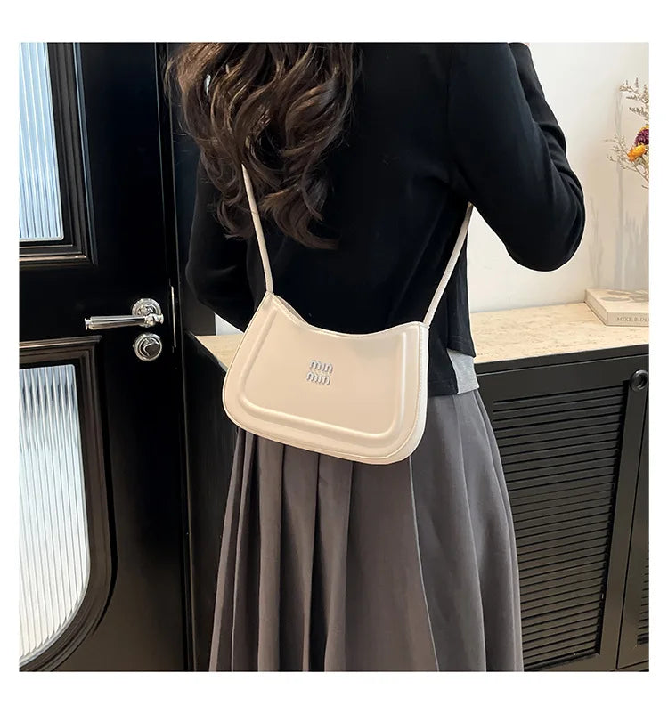 Korean style fashion niche women's crescent bag 2025 autumn new handbag, high-end multifunctional crossbody bag shoulder bag