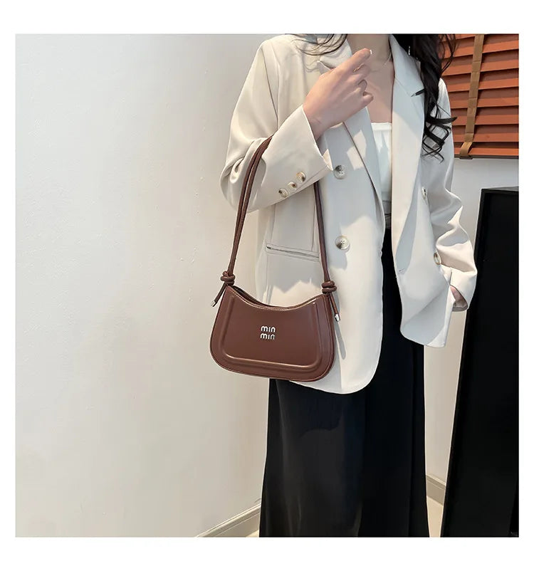 Korean style fashion niche women's crescent bag 2025 autumn new handbag, high-end multifunctional crossbody bag shoulder bag